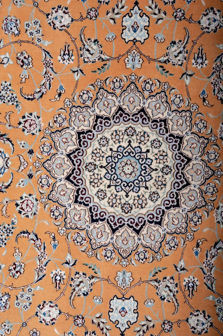 ESME Signed Nain 6La 205x129cm