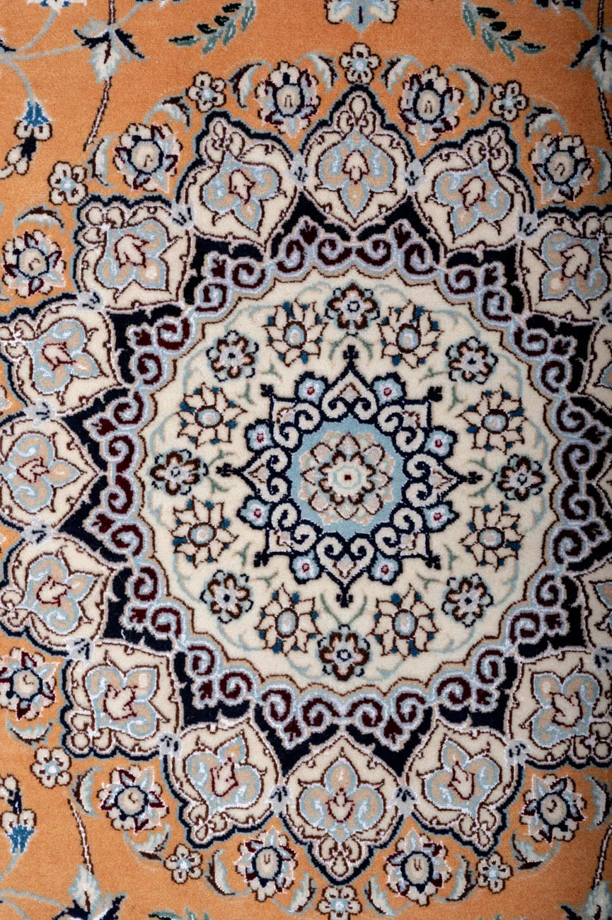 ESME Signed Nain 6La 205x129cm